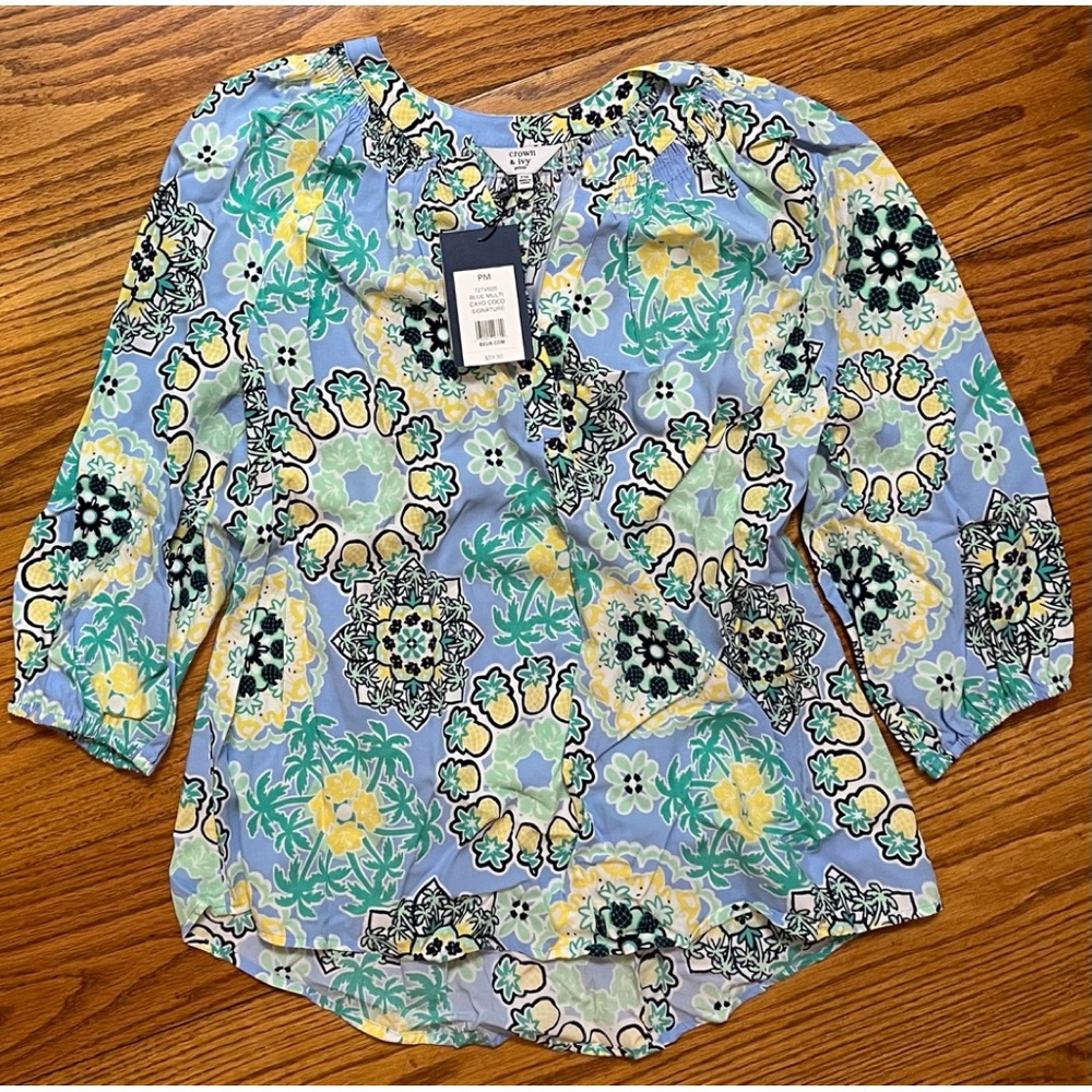 Crown & Ivy 3/4 Sleeve Peasant Top, Blues